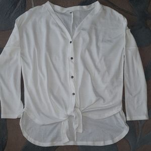 Woman Loose Fit White Top